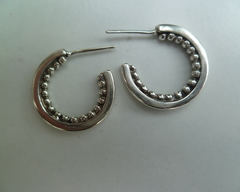 Thumb earrings bead ear rings